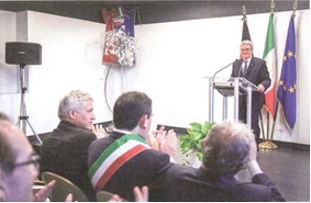 Joachim Gauck bei der Gedenkfeier im Museum von Sant'Anna di Stazzema.