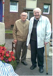 Bruno (links) und Oskar Rothstein bei der Gedenkveranstaltung am 02.Mai 2008